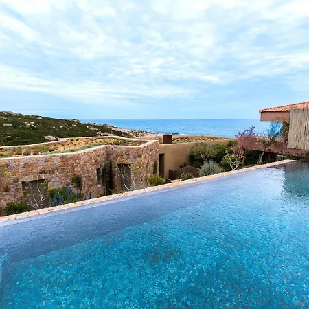 Saline - Splendide Vue Piscine